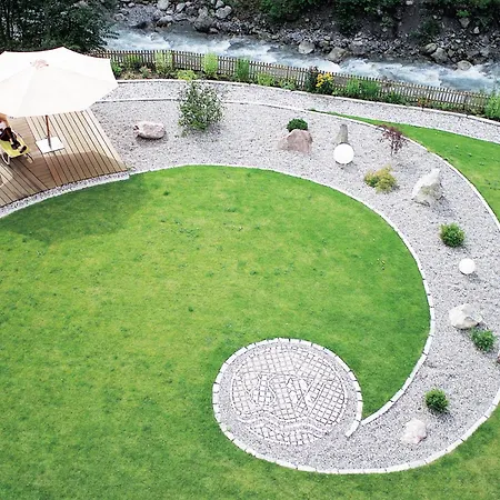 Walliserhof מלון 4*