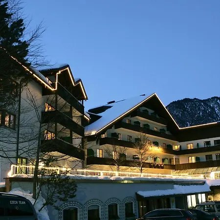 Walliserhof מלון 4*