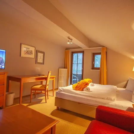 מלון Walliserhof 4*