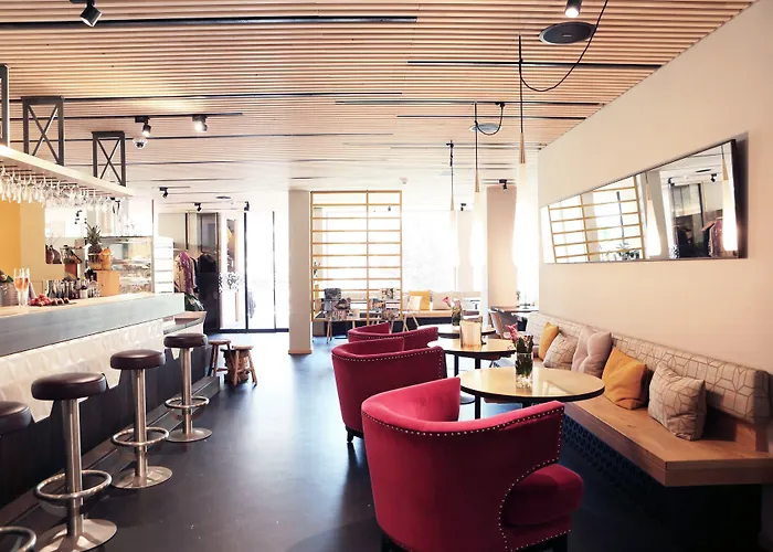 瓦利斯尔霍夫酒店 4*